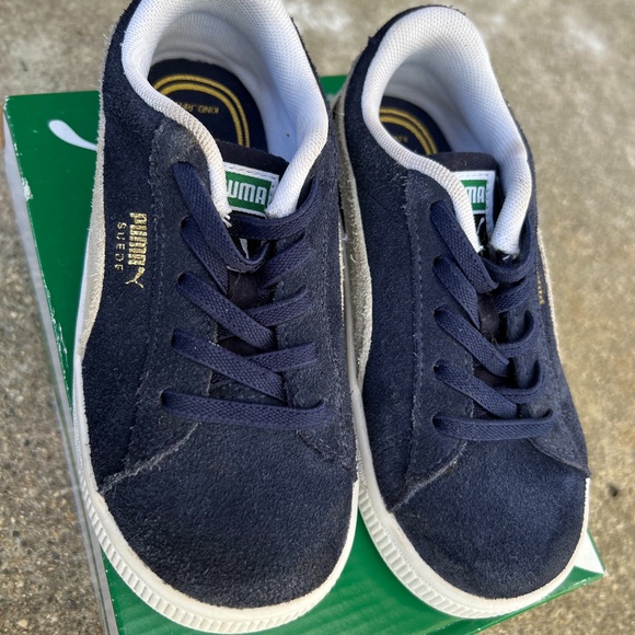 Little Puma sneakers, blue suede size 10 - Picture 1 of 12